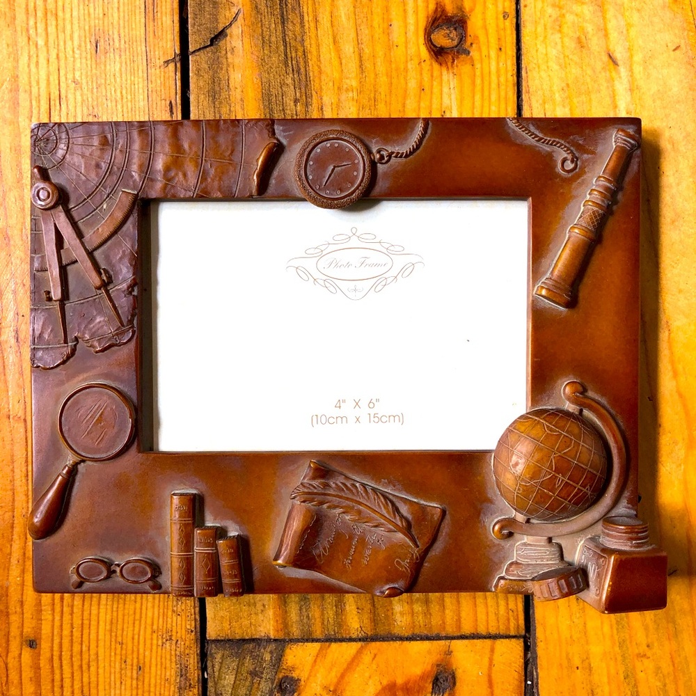 Set of 2 Education Photo Frames 4” x 6”